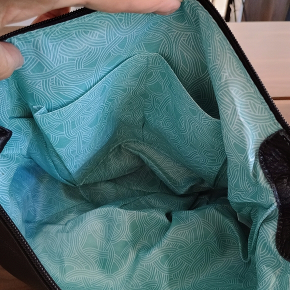 The Sak Black Leather Shoulder Bag - Picture 7 of 11